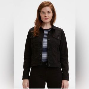 NWOT Levi’s Black Trucker Jean Jacket